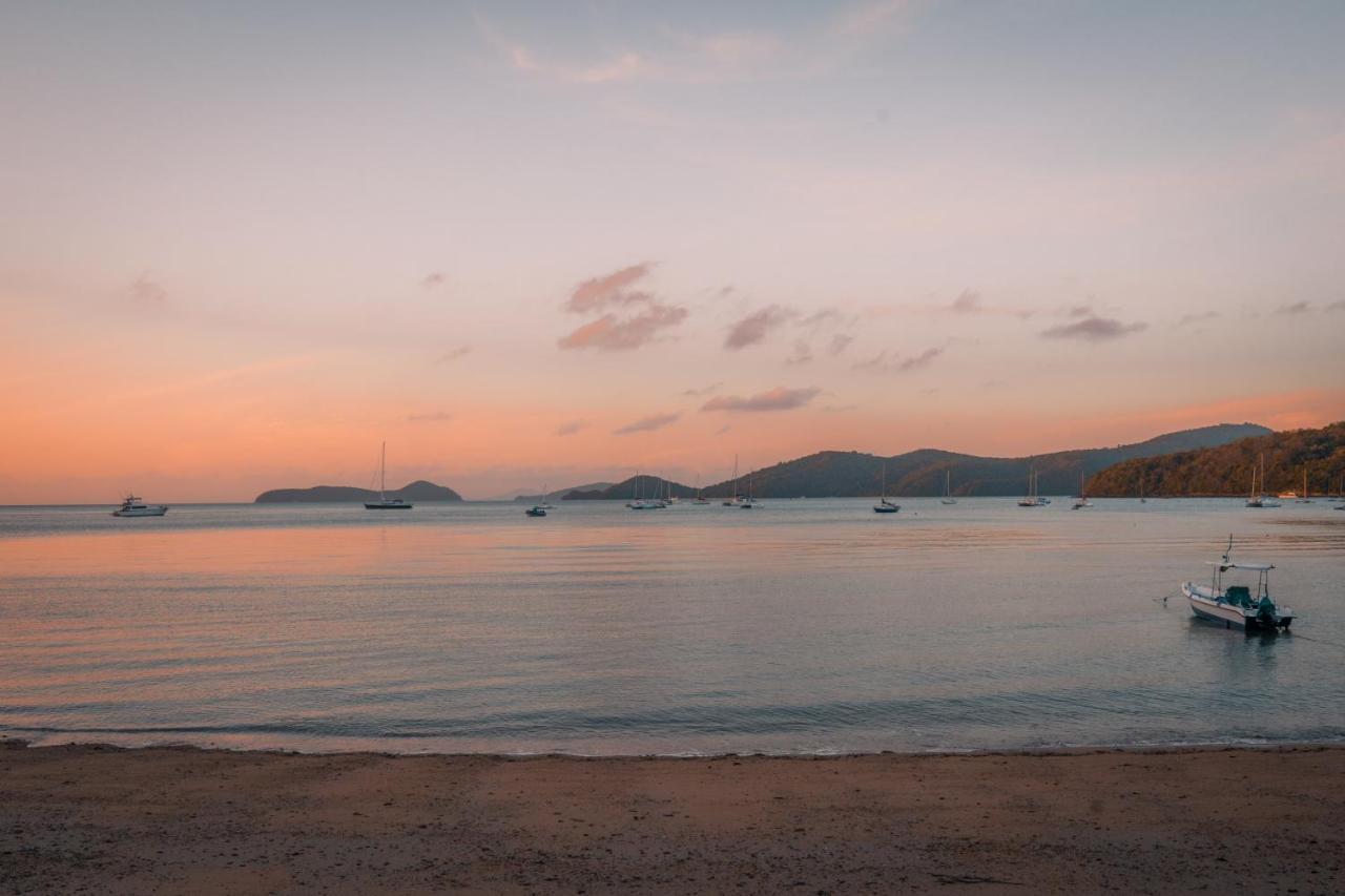 The Mooring Resort Panwa Beach 외부 사진