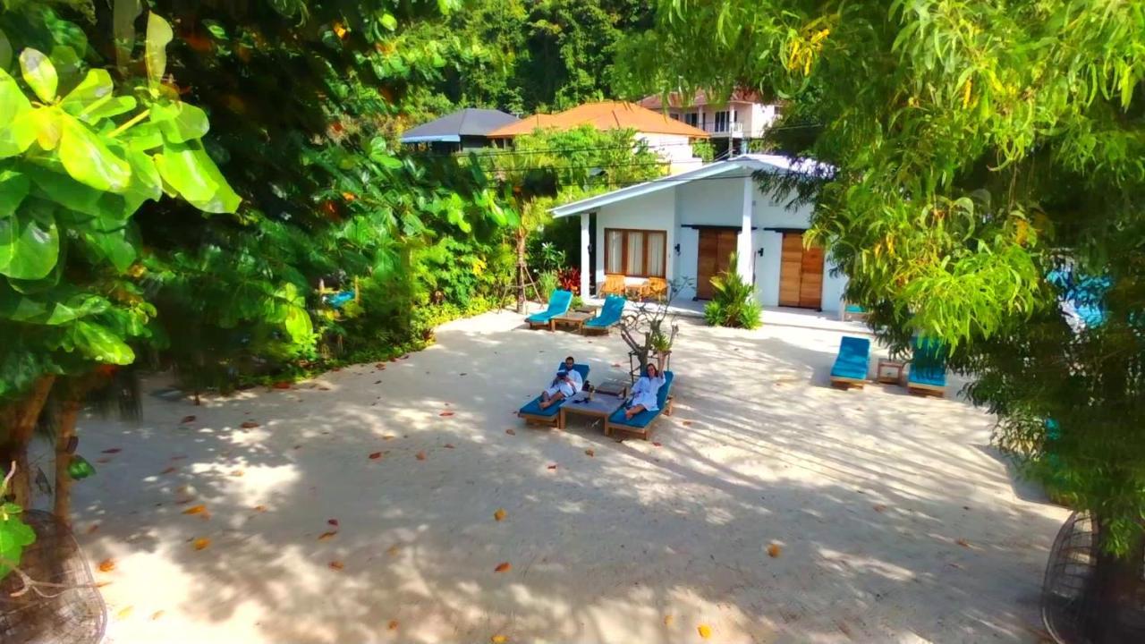 The Mooring Resort Panwa Beach 외부 사진